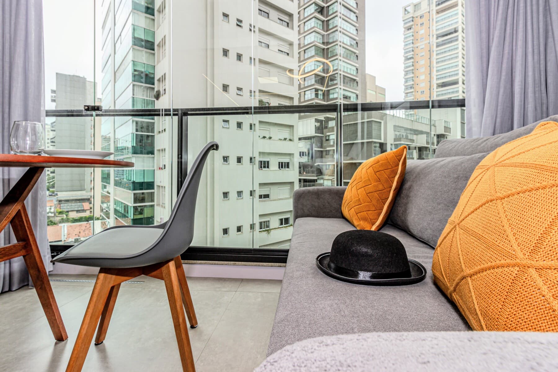 Charlie Window Moema