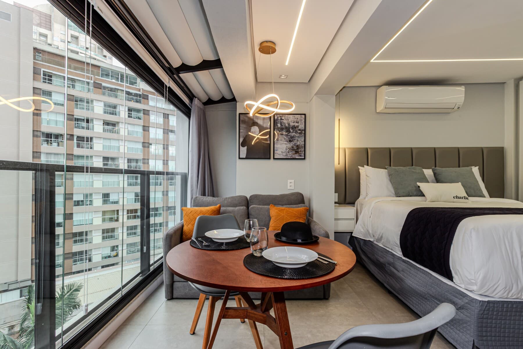 Charlie Window Moema