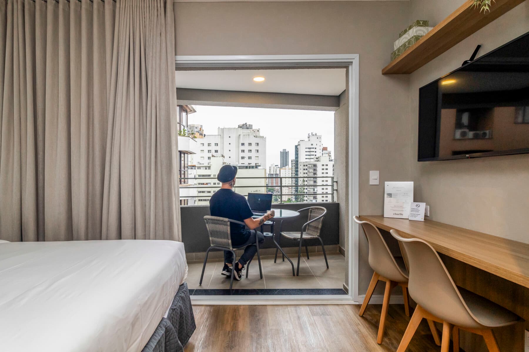 Charlie Mode Perdizes