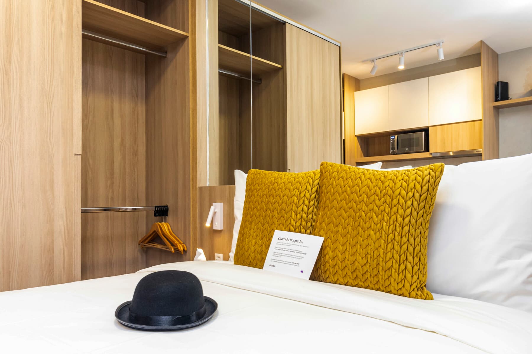 Charlie Mode Perdizes