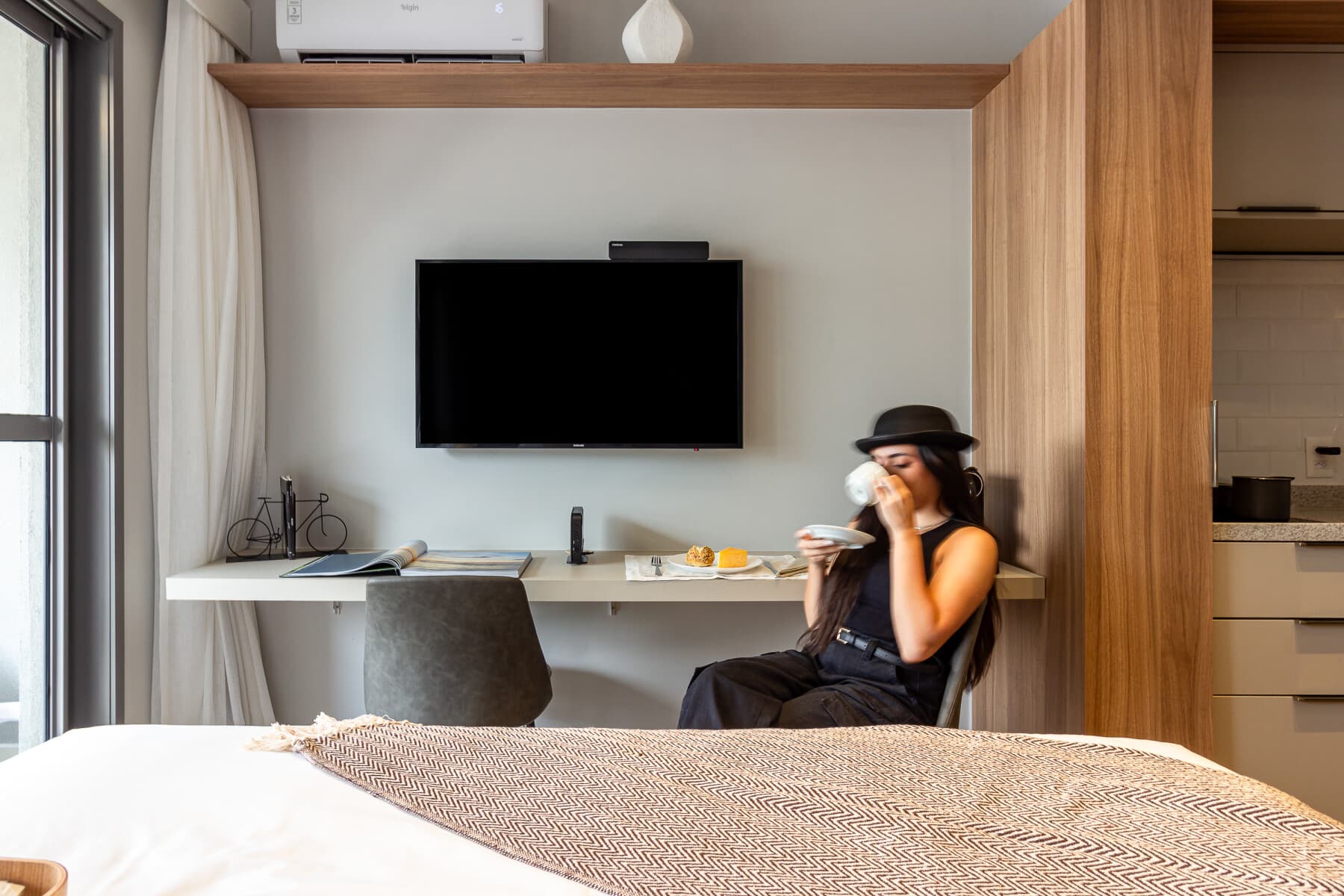 Studio Casal com Varanda 25m R - Charlie Lumiere Klabin