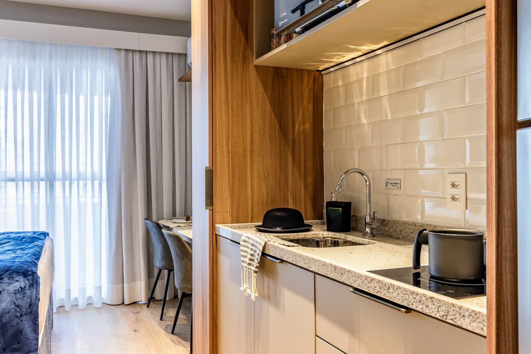 Studio Casal com Varanda 28m NR - Charlie Lumiere Klabin