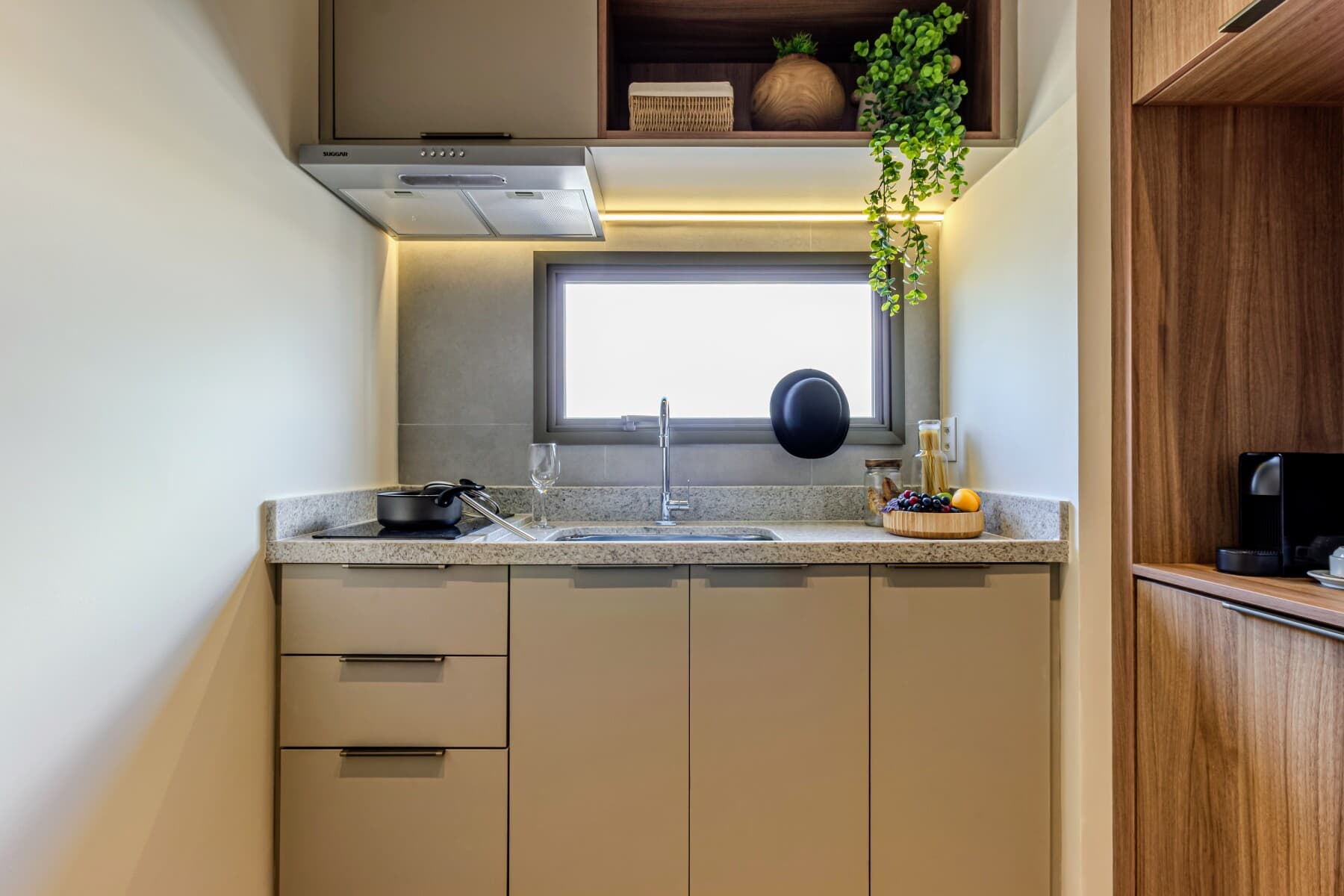 Apto 2 Dorm com Sofá Cama 42m - NR - Charlie Bothanic Campo Belo Essential