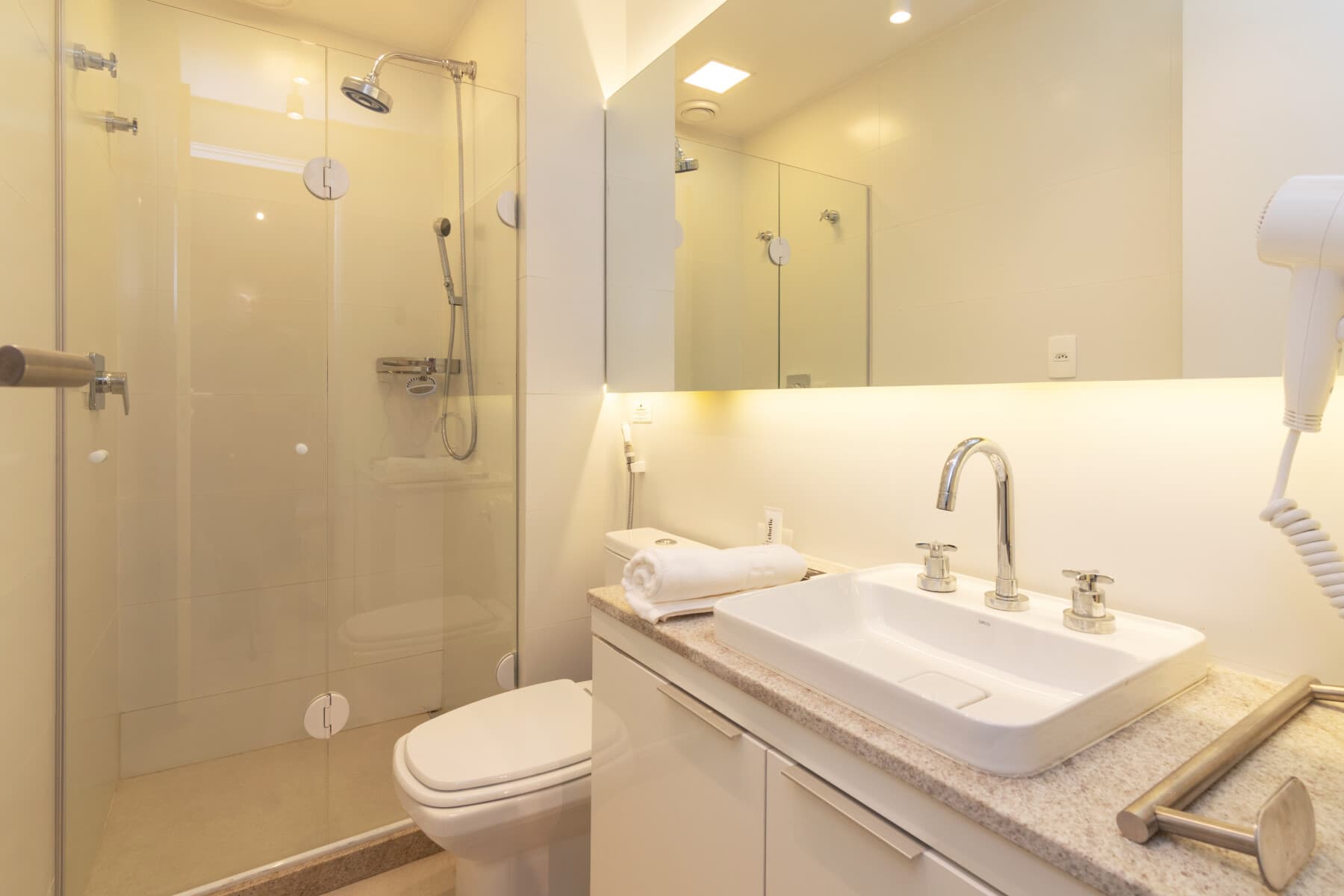 Apartamento 1 Dorm Casal Superior - Charlie Flora Jardim Botânico