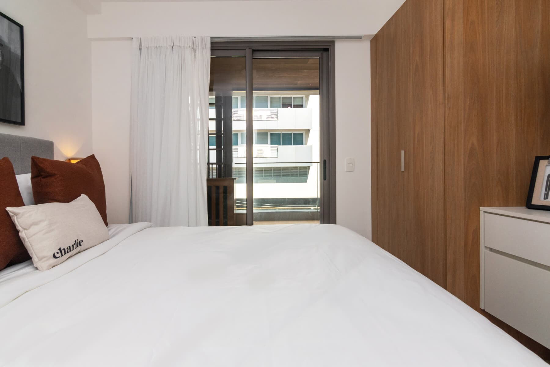 Apartamento 1 Dorm Standard Casal - Charlie Flora Jardim Botânico