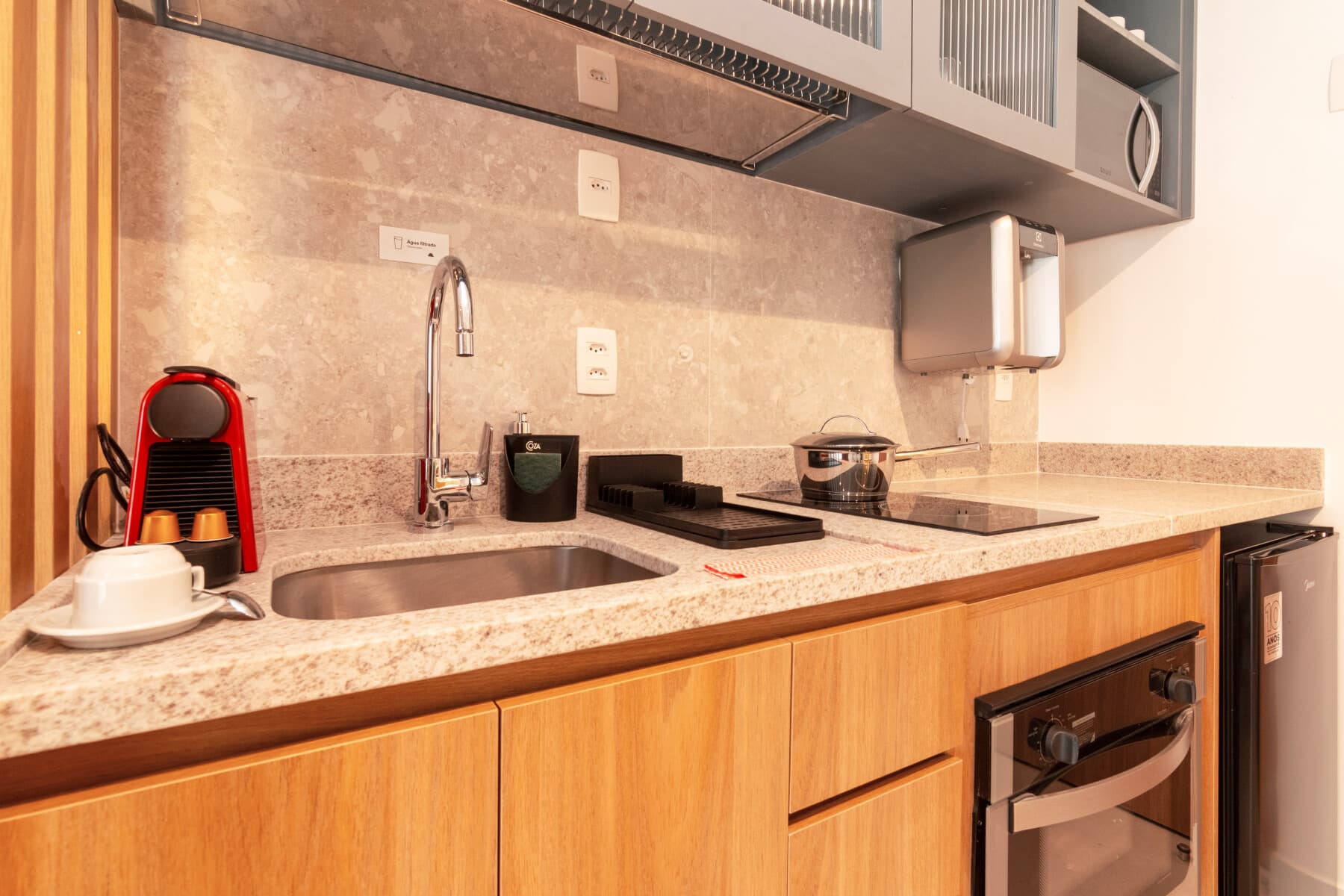 Apartamento 1 Dorm Standard Casal - Charlie Flora Jardim Botânico