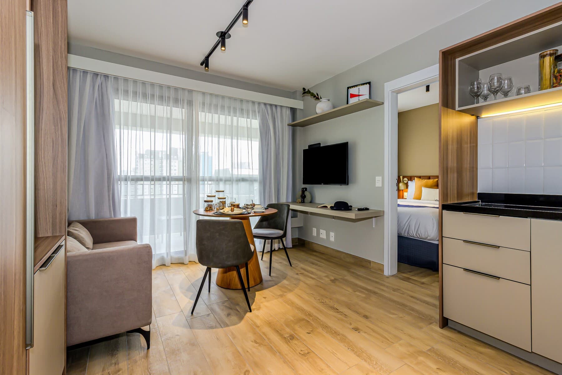 Charlie Grand Vitrali Moema