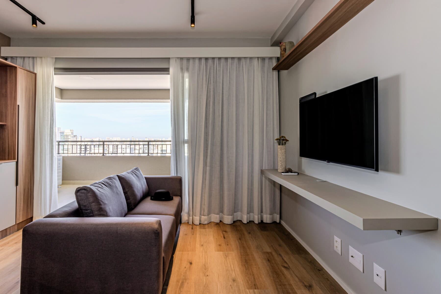 Charlie Grand Vitrali Moema