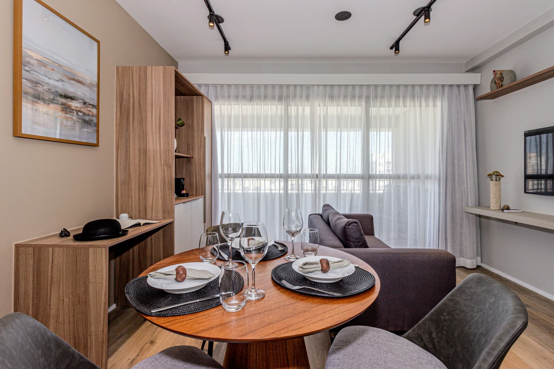 Charlie Grand Vitrali Moema