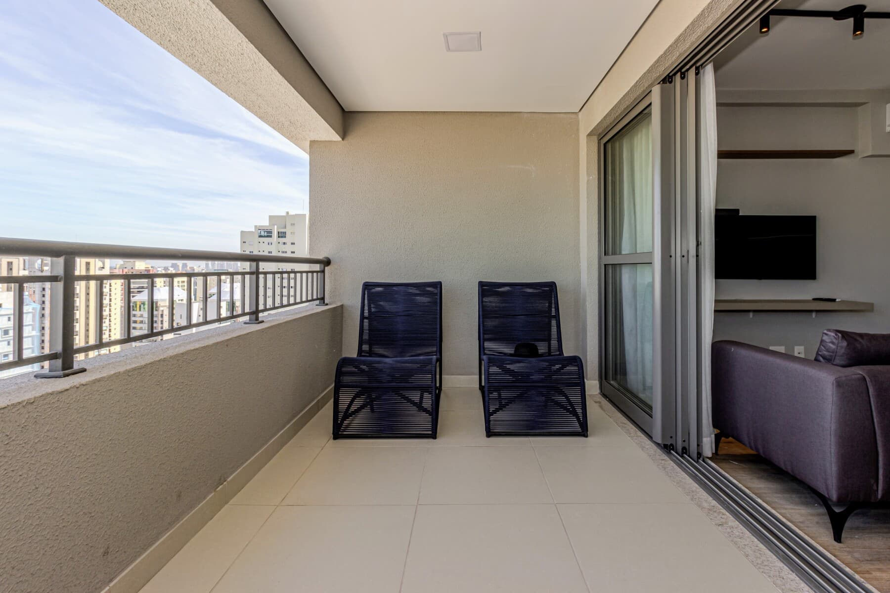 Charlie Grand Vitrali Moema