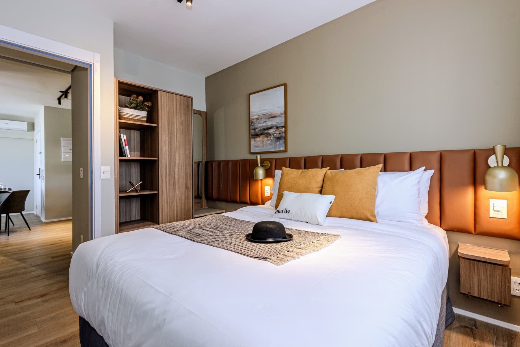 Charlie Grand Vitrali Moema