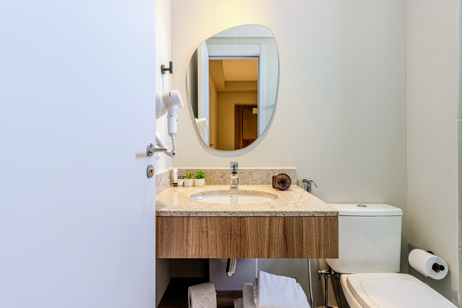 Charlie Grand Vitrali Moema