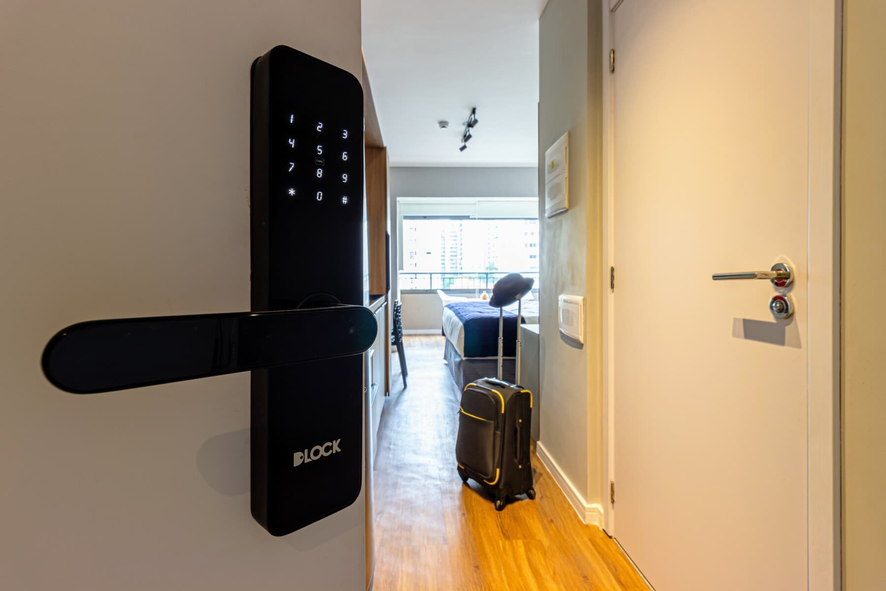 Charlie Grand Vitrali Moema