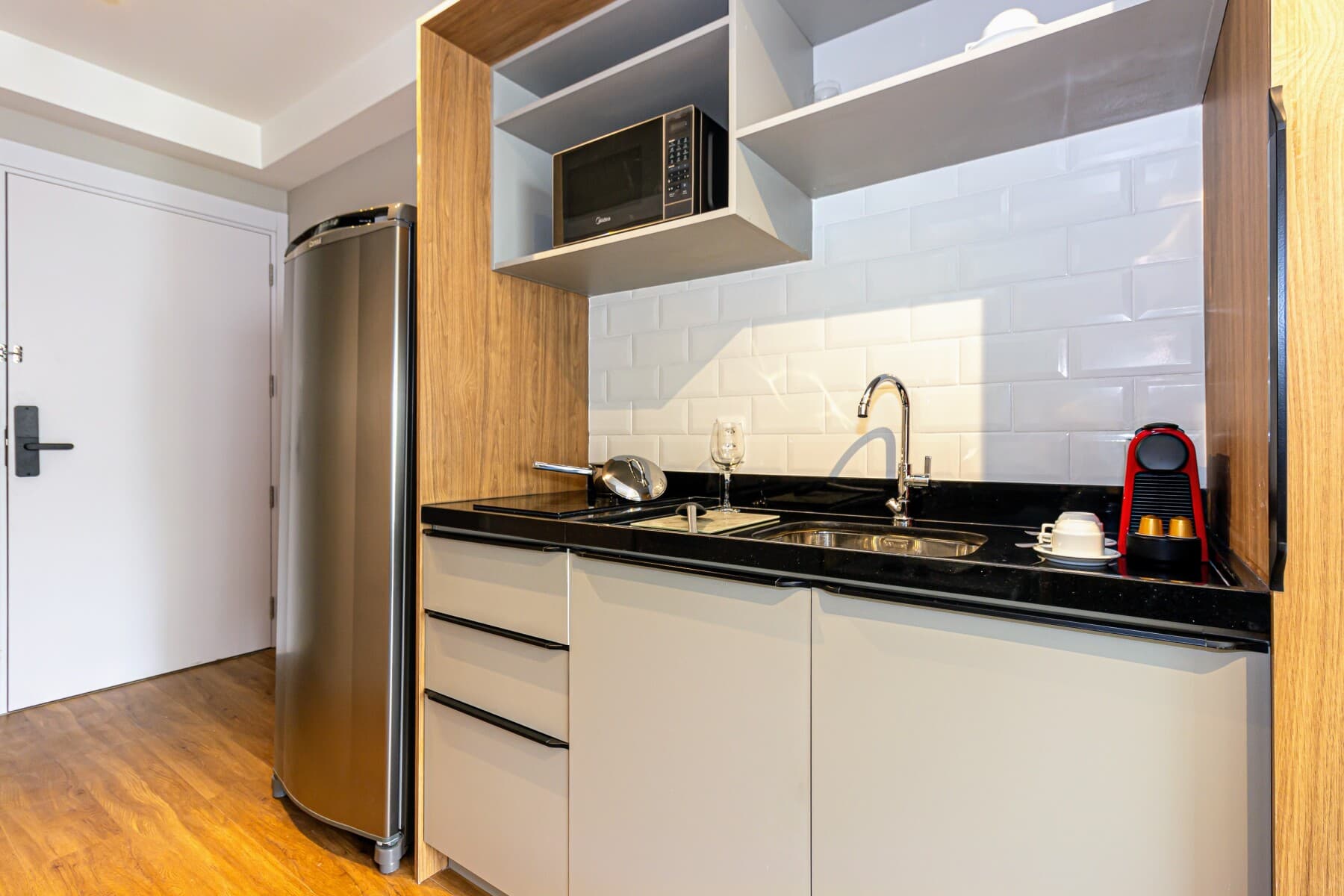 Studio Standard Casal NR - Charlie Grand Vitrali Moema