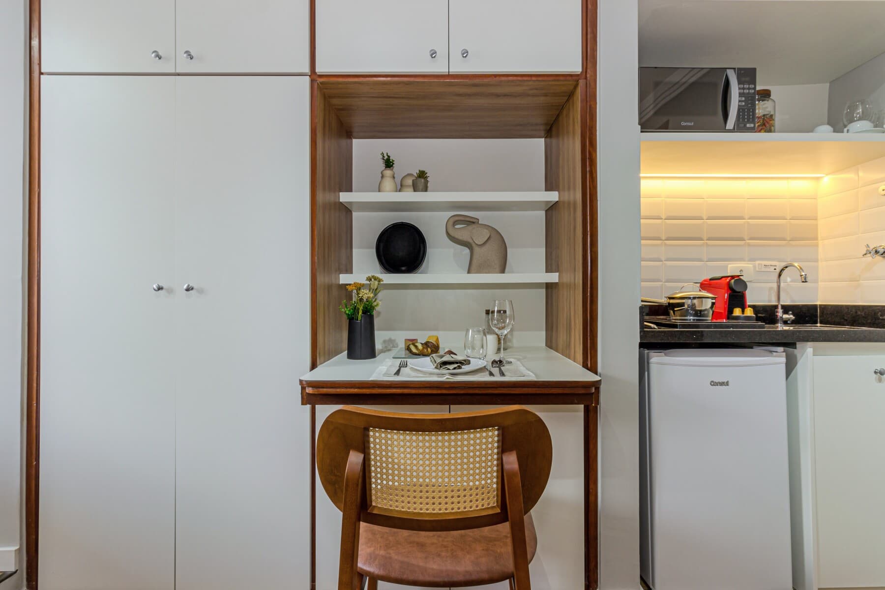 Charlie Poeta Drummond Jardins