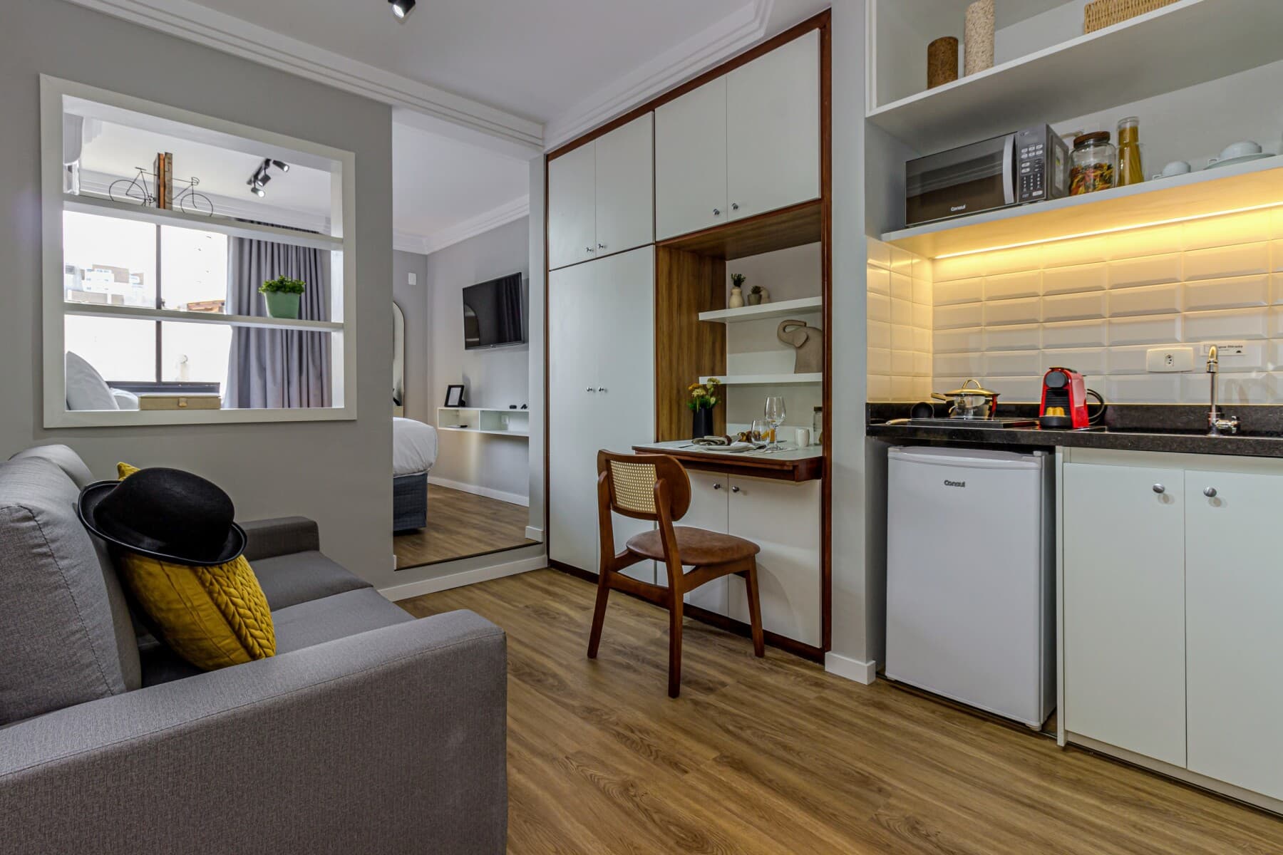 Studio Casal - Charlie Poeta Drummond Jardins