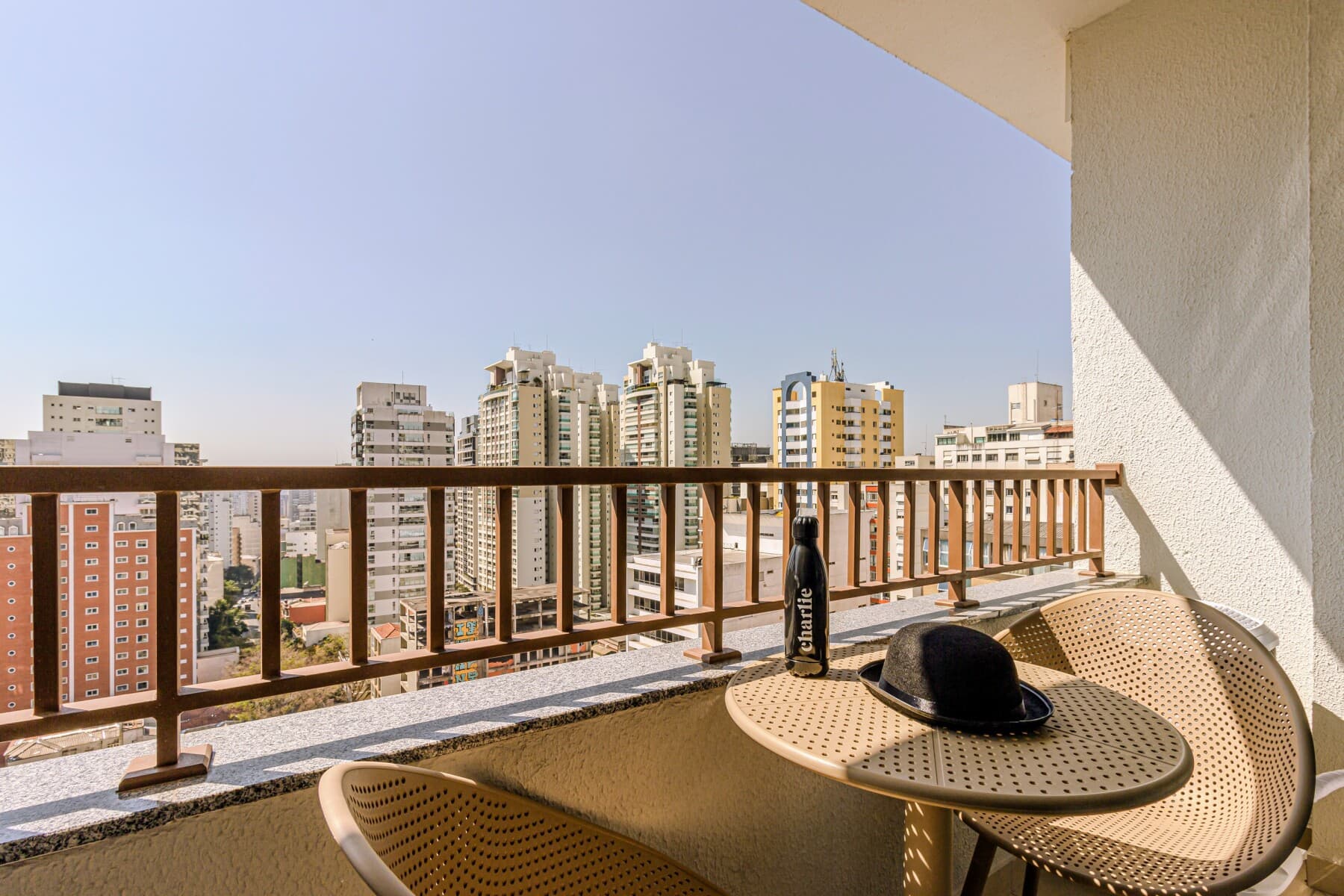 Studio Casal com Varanda R - Charlie Nik Paulista