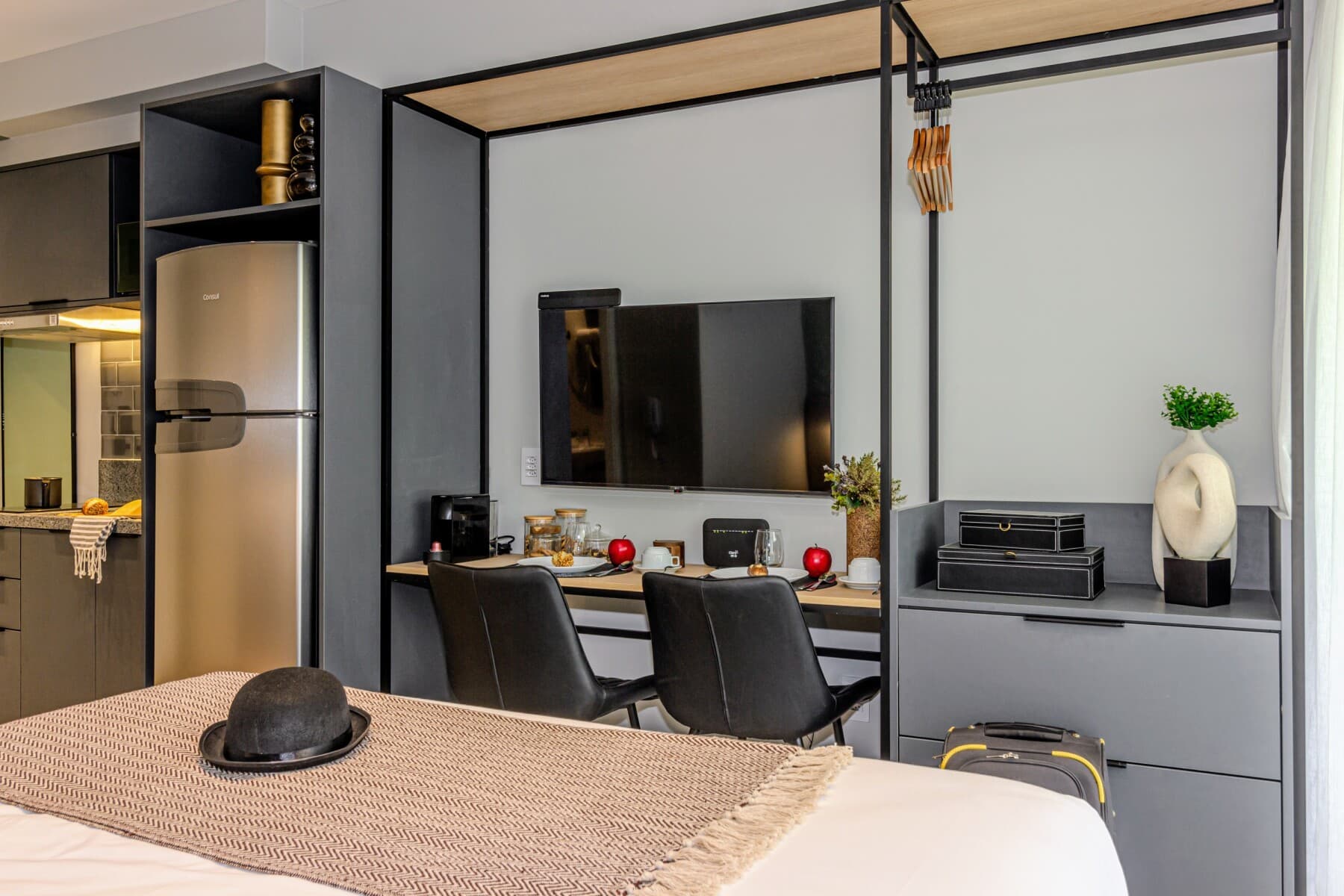 Studio Casal com Varanda NR - Charlie Nik Paulista