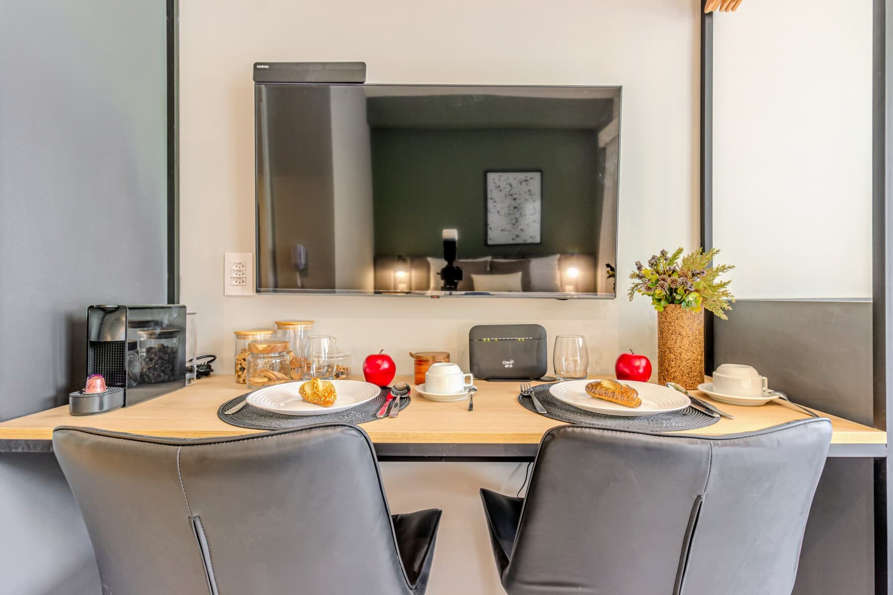 Studio Casal com Varanda NR - Charlie Nik Paulista