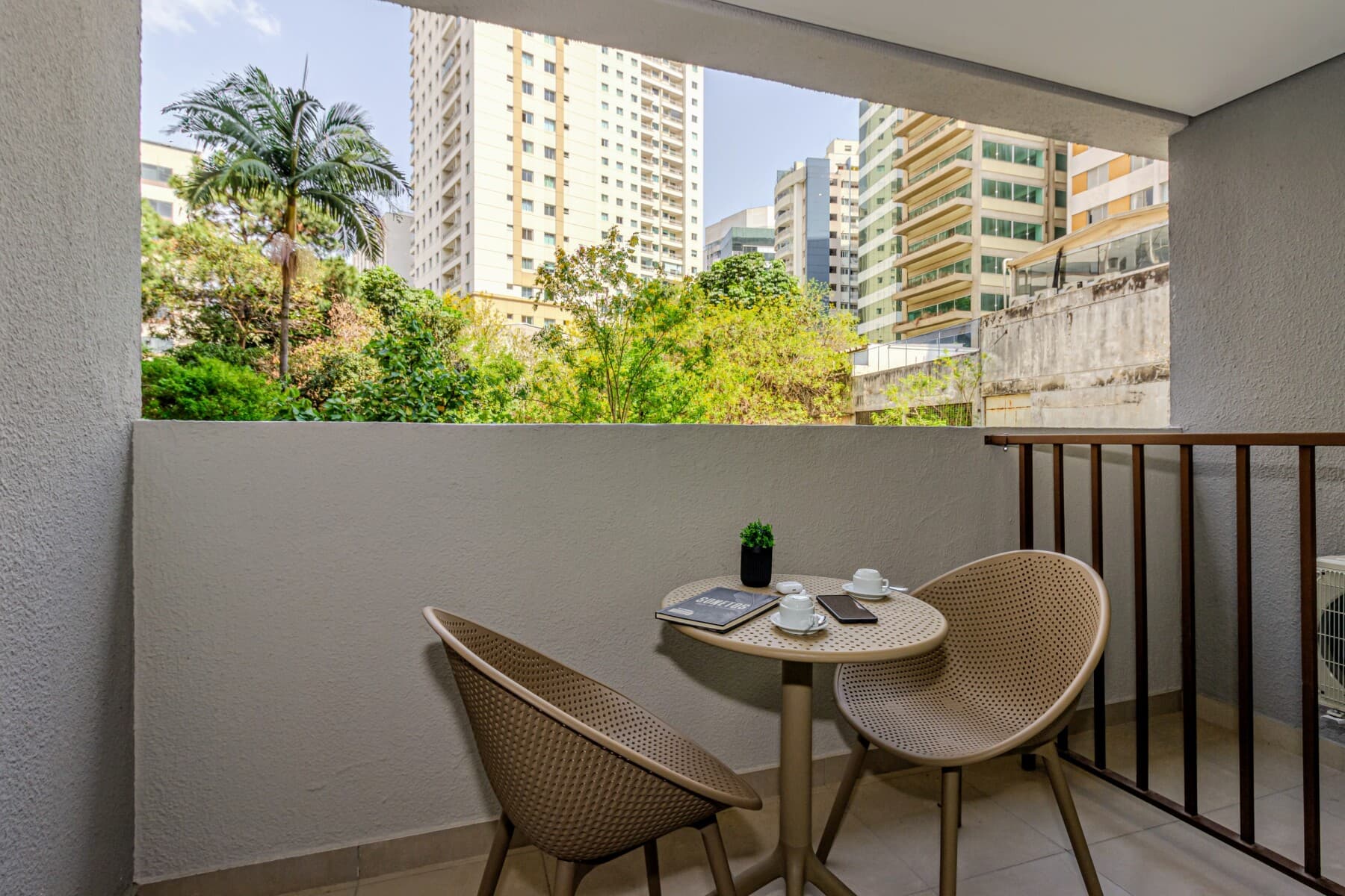 Studio Casal com Varanda NR - Charlie Nik Paulista