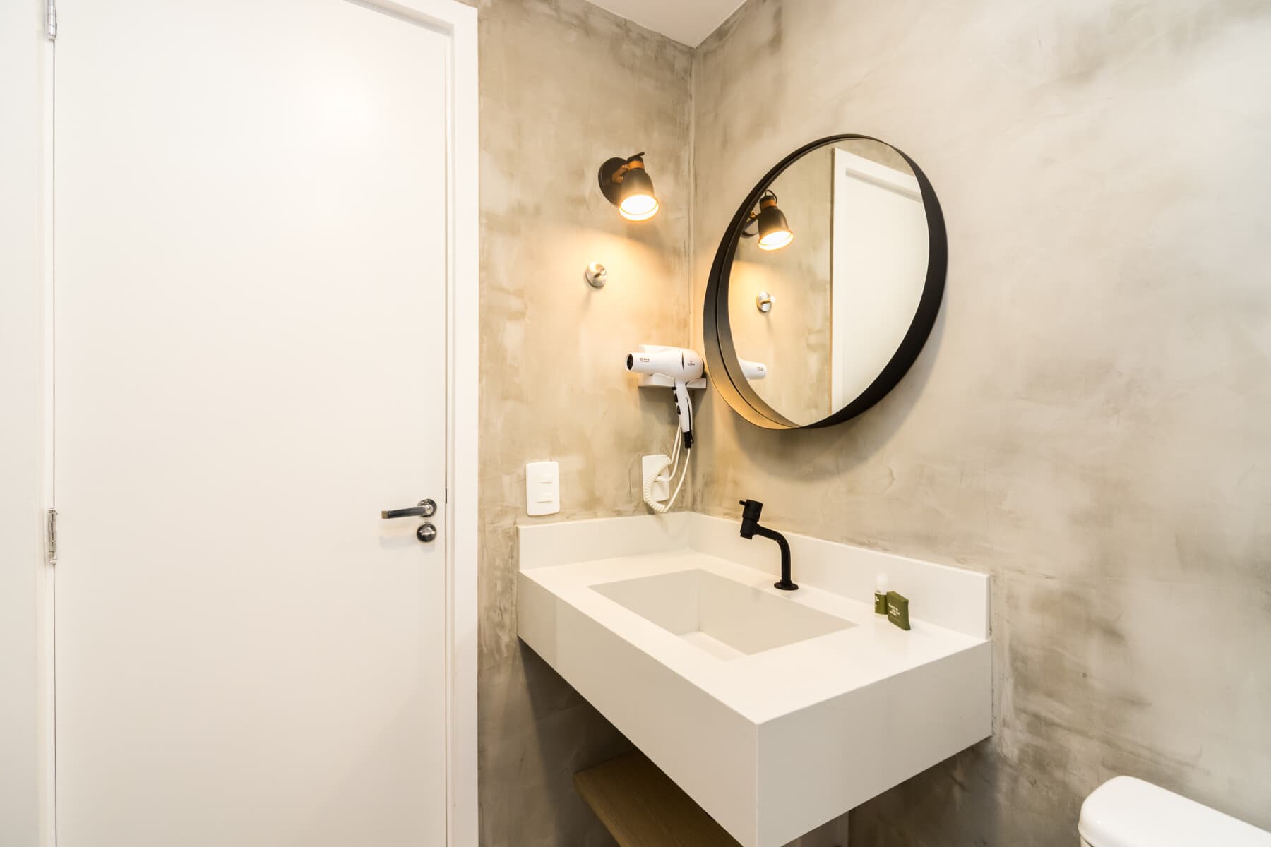 Studio Casal - Smart Charlie Mobi Pinheiros