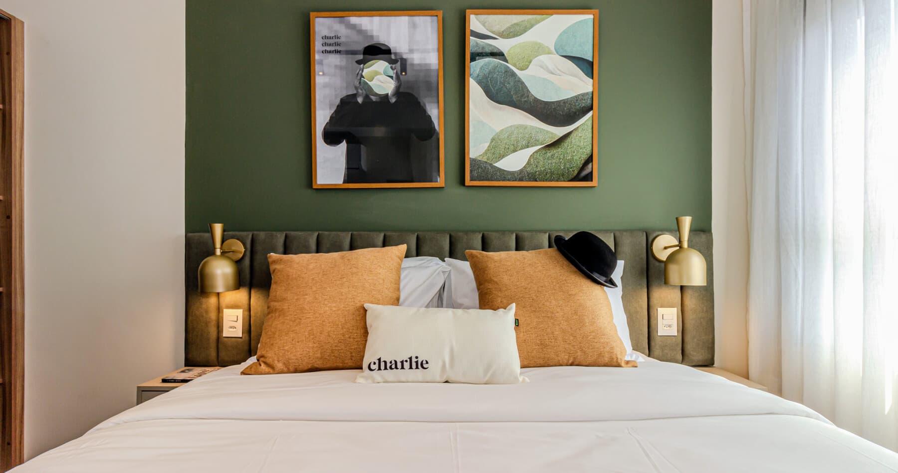 Apto 1 Dorm 40m com Sofá Cama - R - Charlie Bothanic Campo Belo