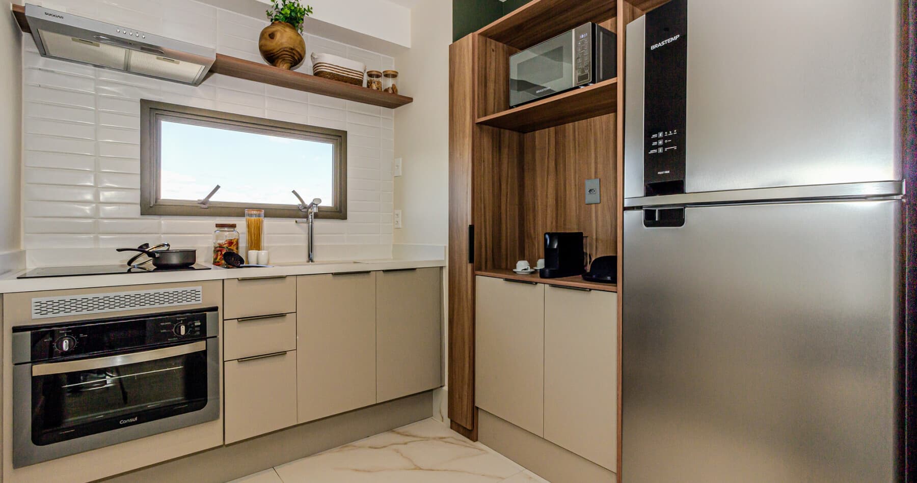 Apto 1 Dorm 40m com Sofá Cama - R - Charlie Bothanic Campo Belo