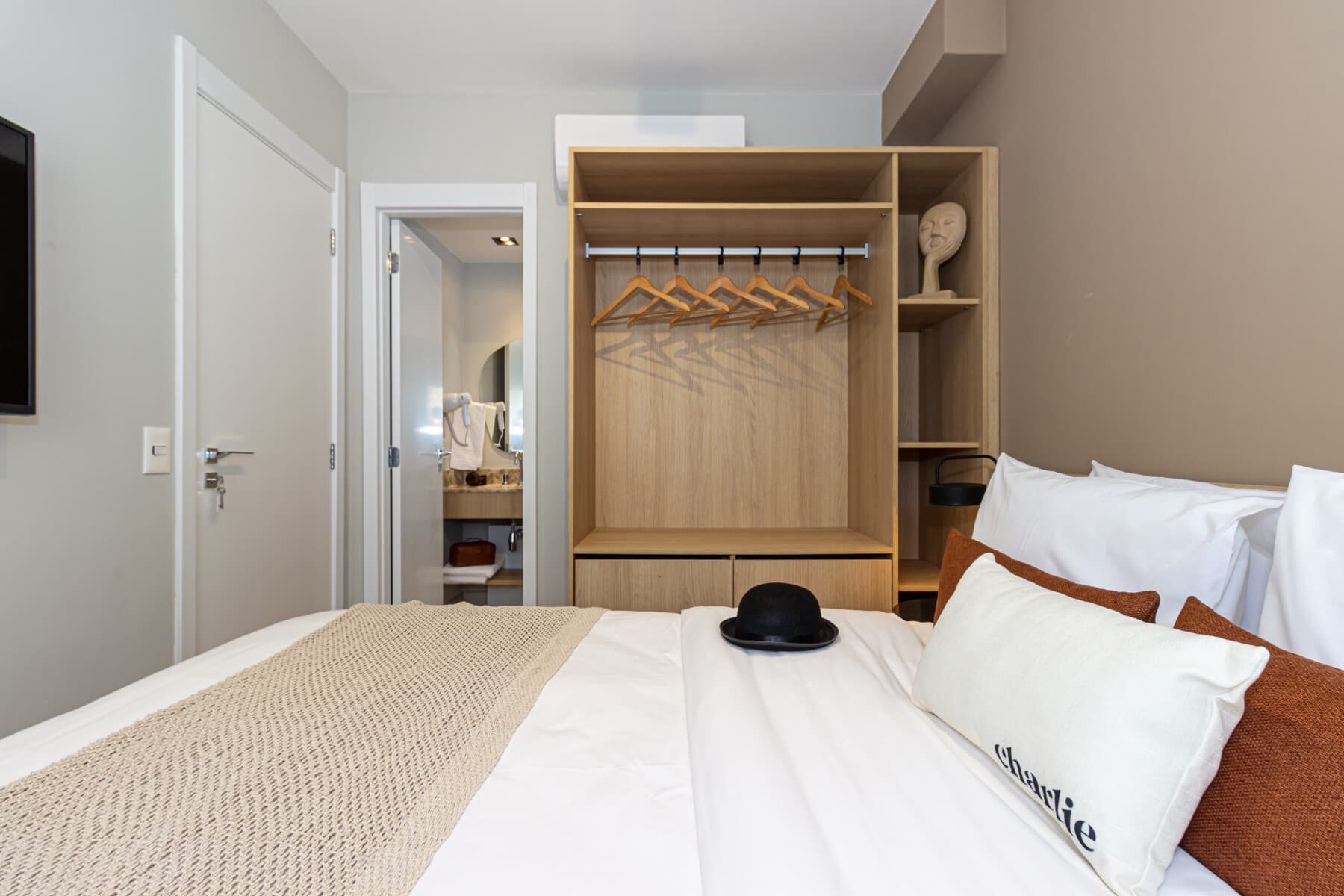 Charlie For You Perdizes