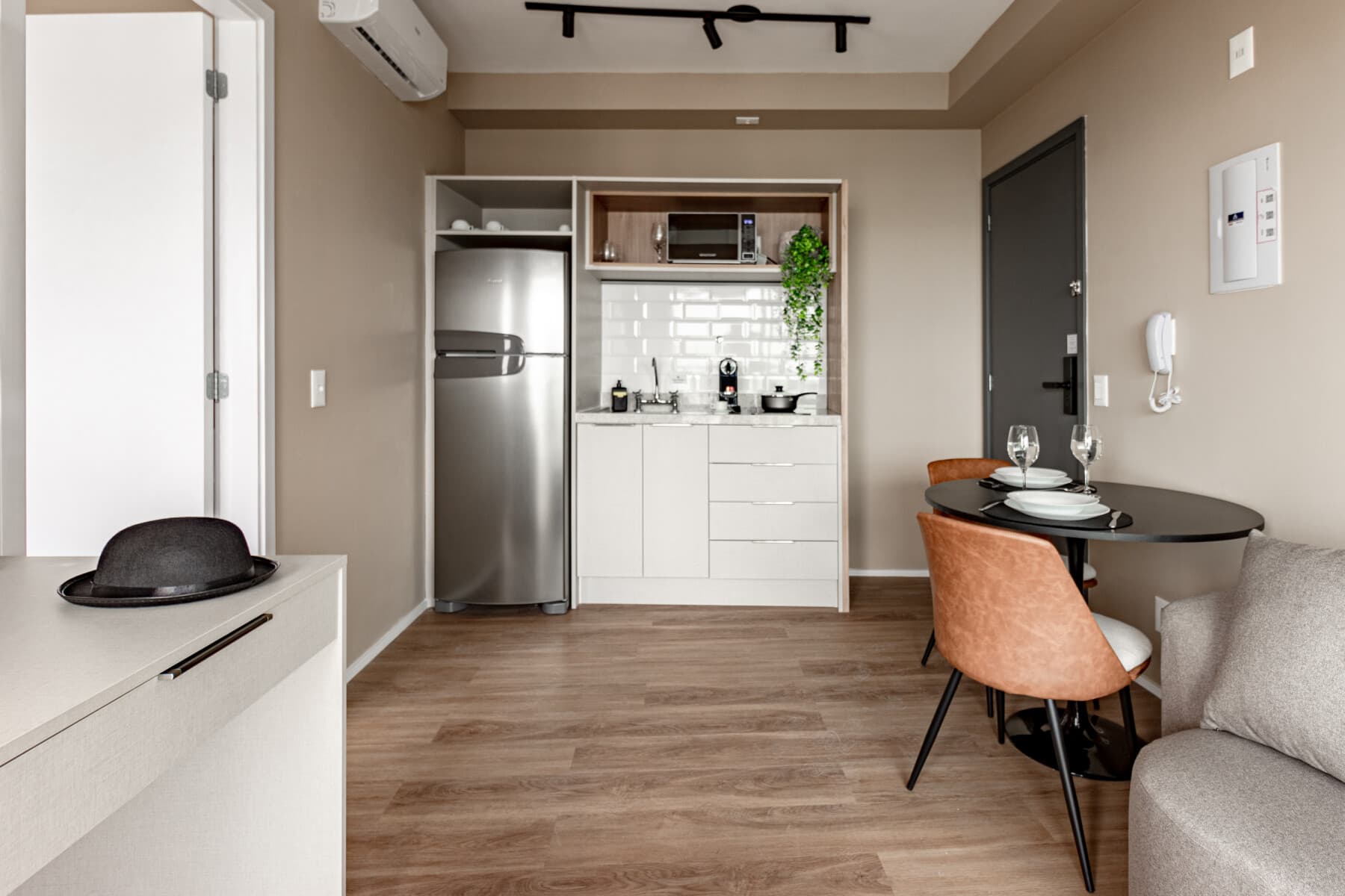 Charlie Window Moema