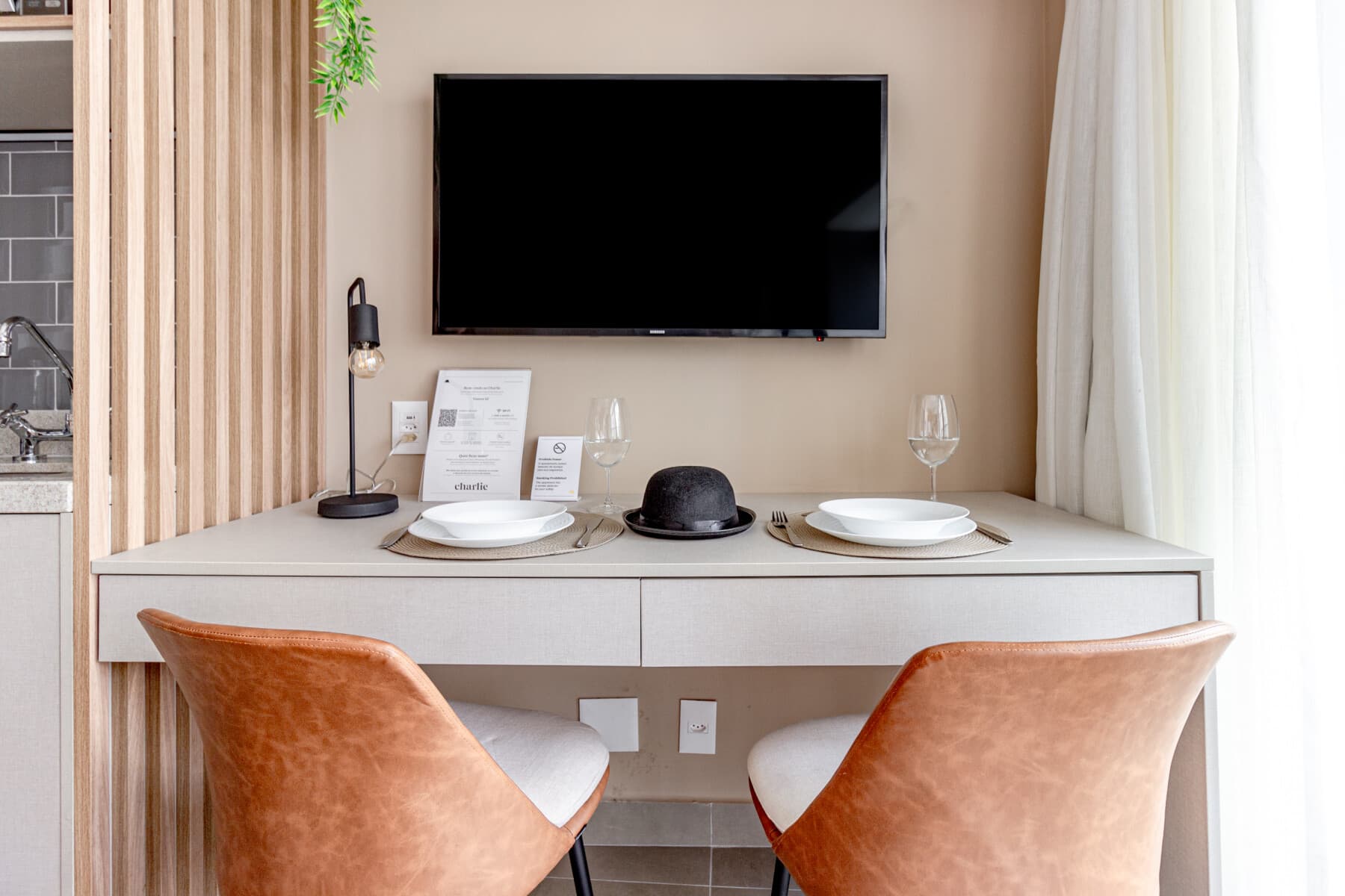 Studio Casal com Varanda - Charlie Window Moema