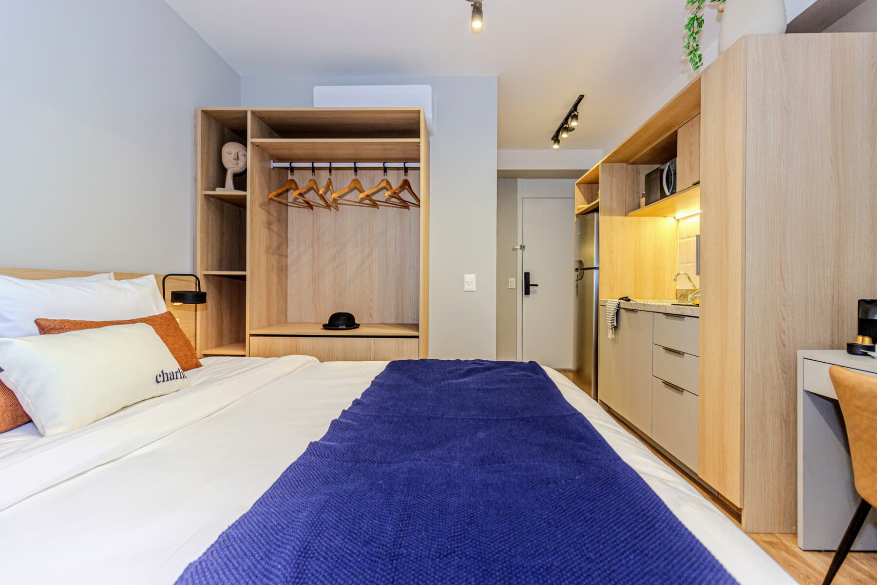 Charlie For You Perdizes