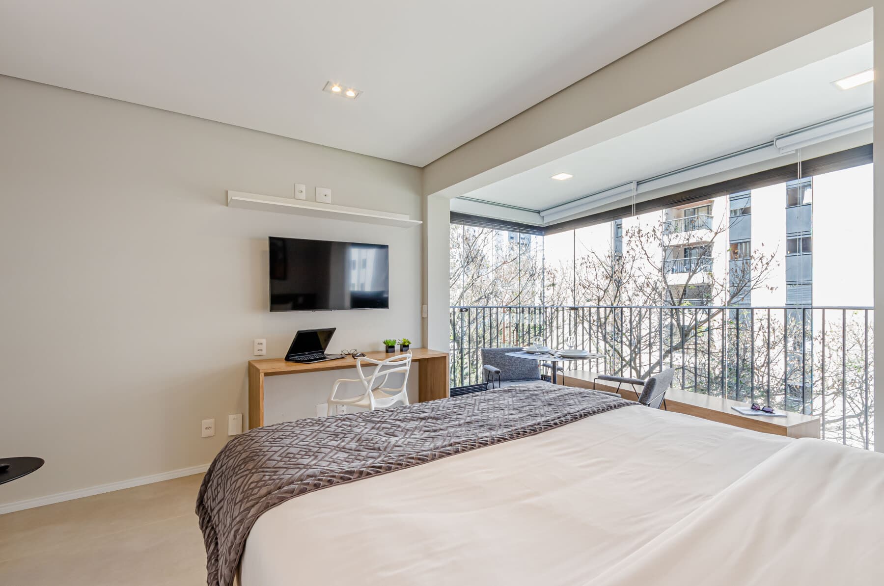 Studio Superior Casal - Charlie Itaim Bueno Brandão