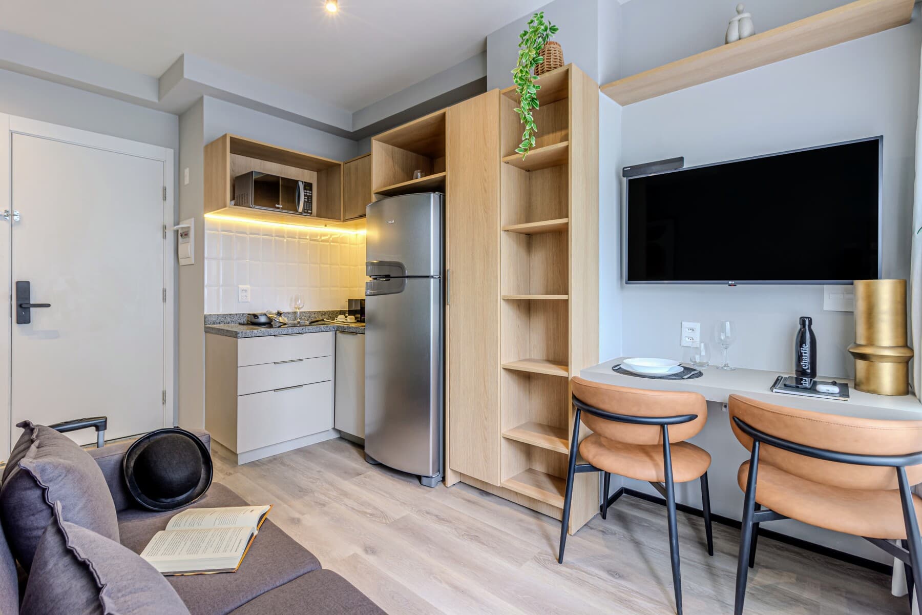 Charlie Nik Paradiso