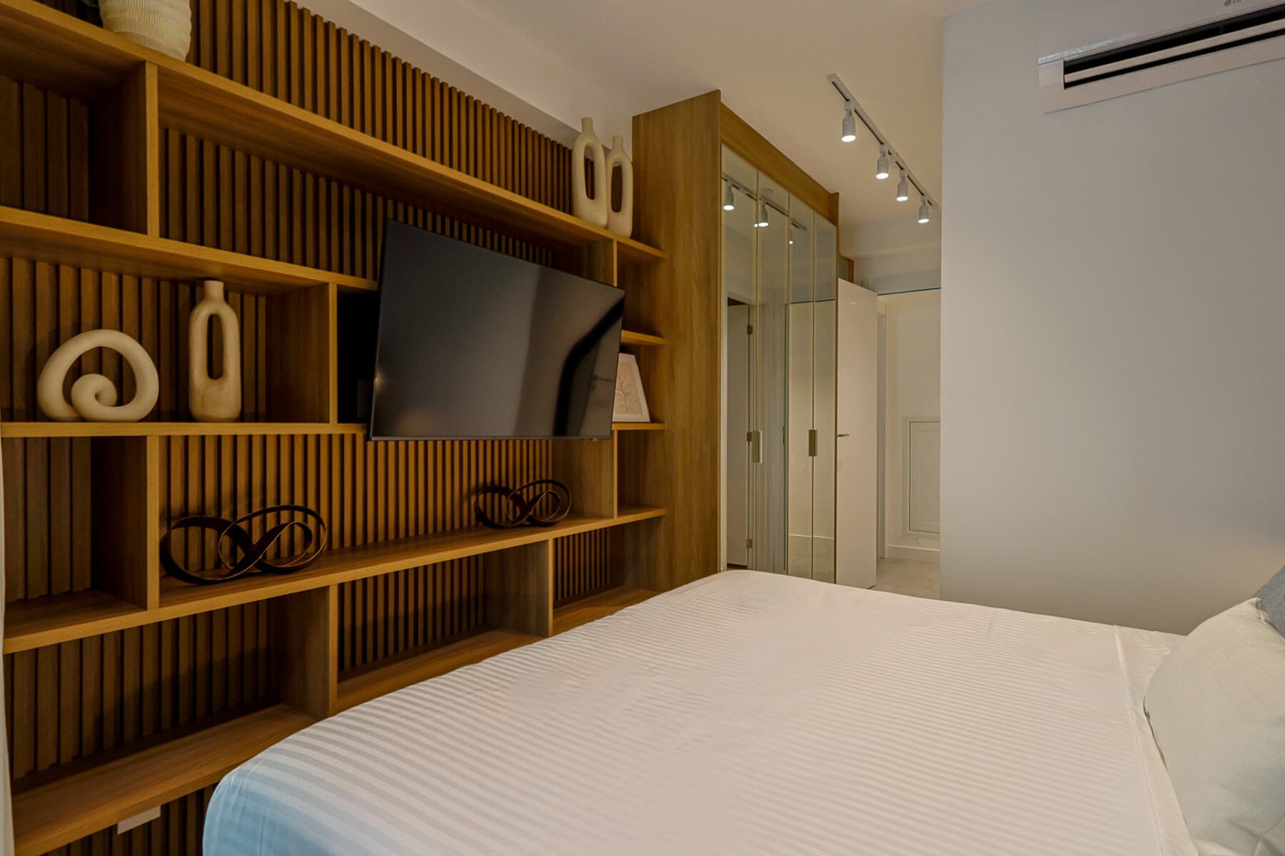 Charlie On The Sea Arpoador