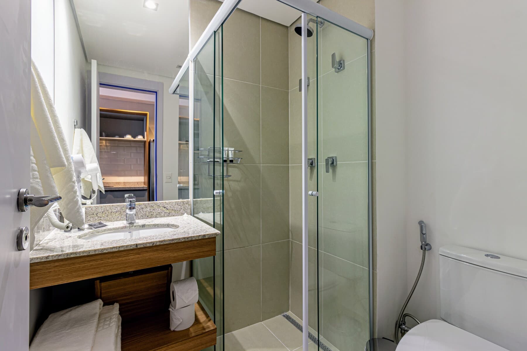 Charlie Grand Vitrali Moema