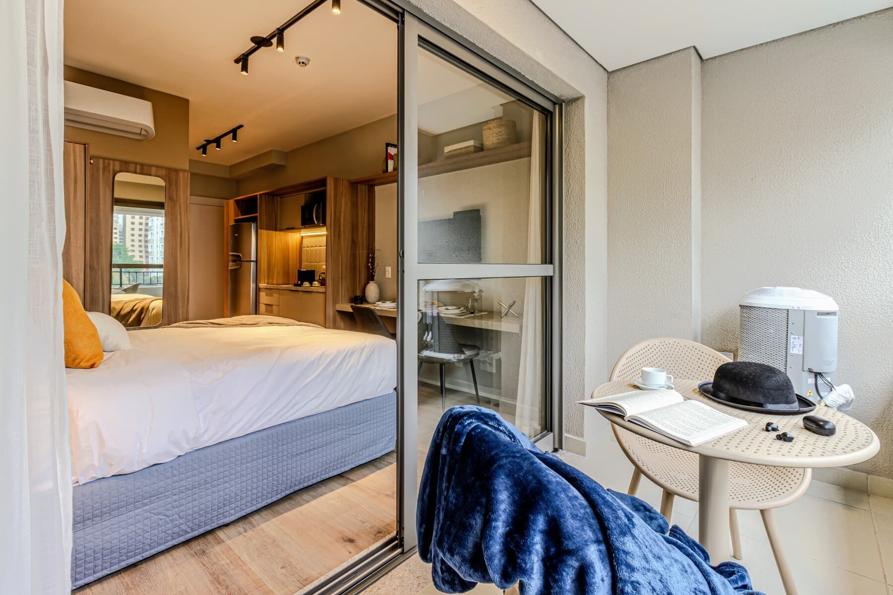 Charlie Grand Vitrali Moema