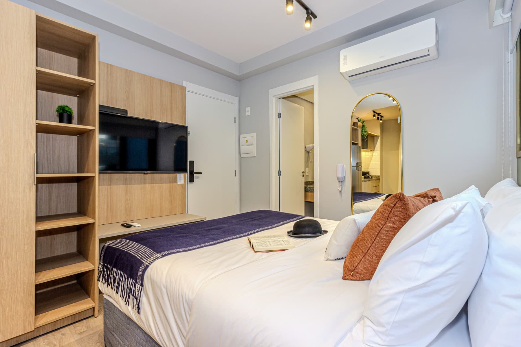 Charlie Nik Paradiso