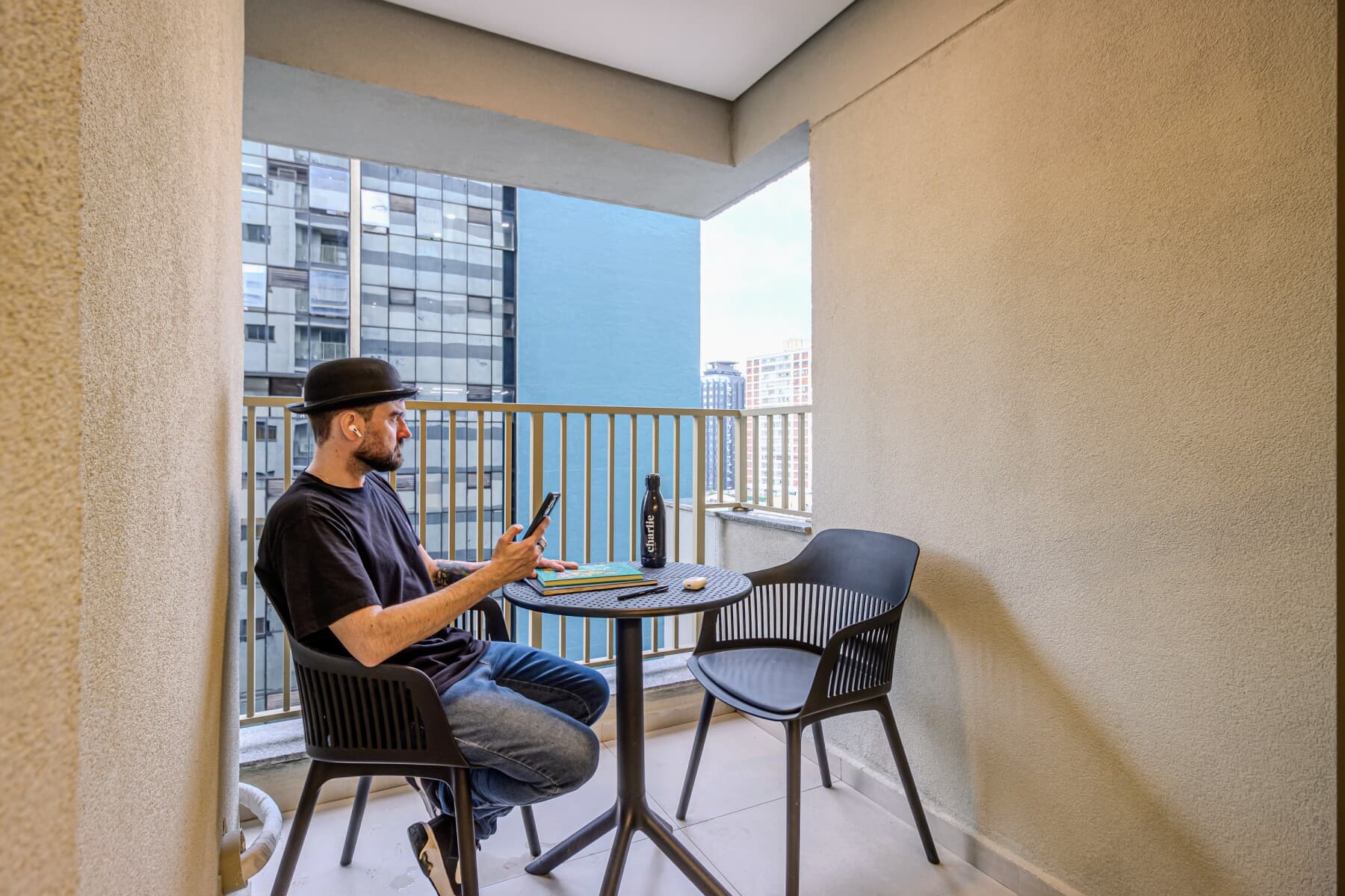 Charlie Nik Paradiso