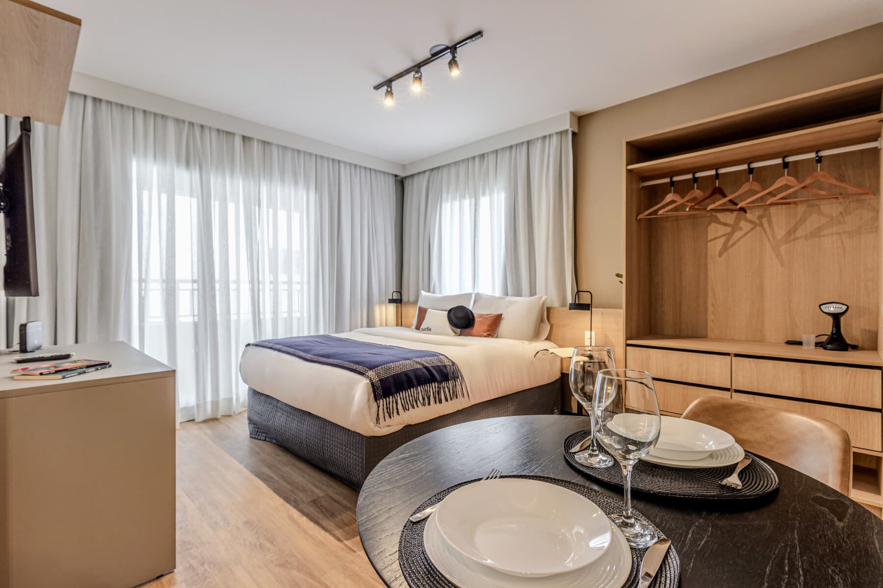 Charlie For You Perdizes