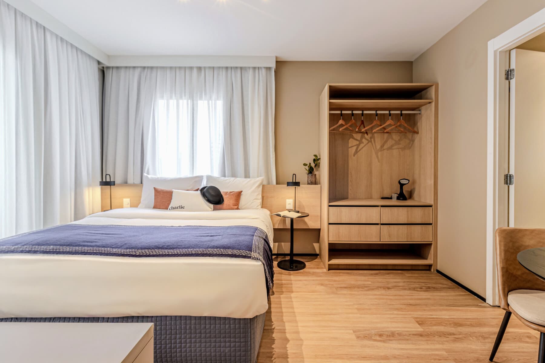 Charlie For You Perdizes