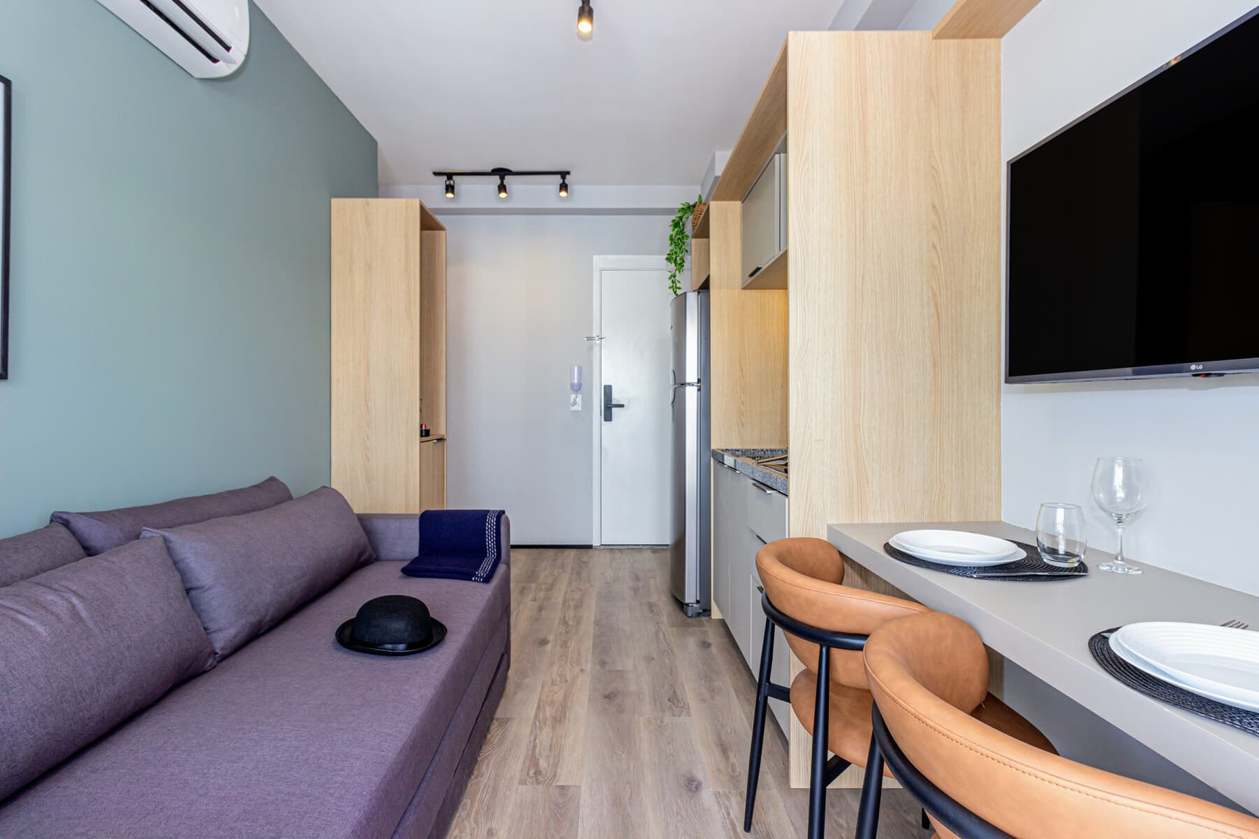 Charlie Nik Paradiso