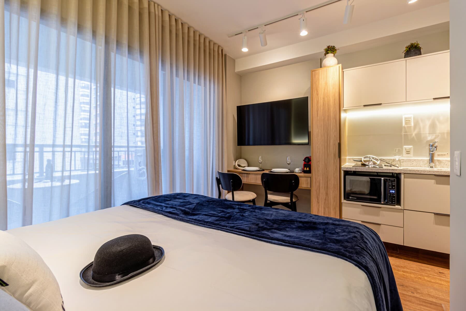 Charlie Maison Perdizes