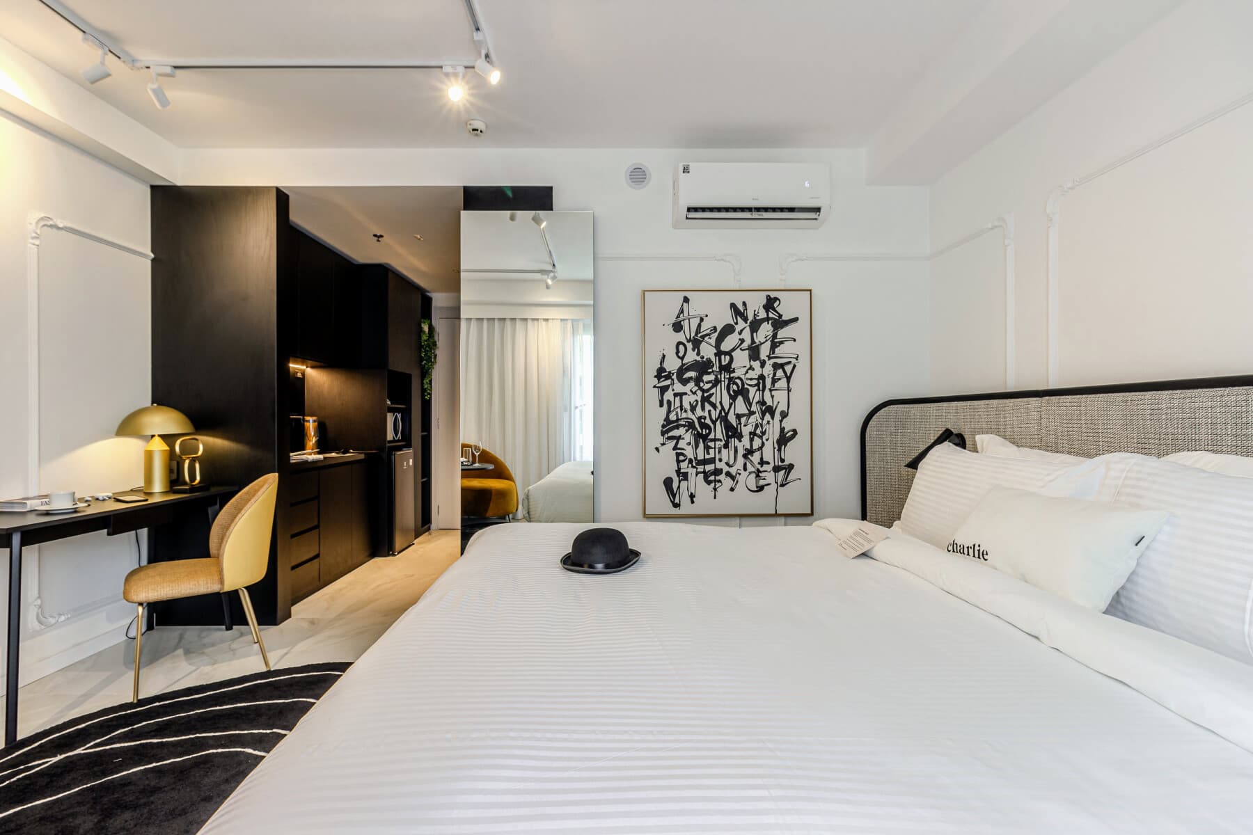 One of a Kind Charlie Hotel Ibirapuera