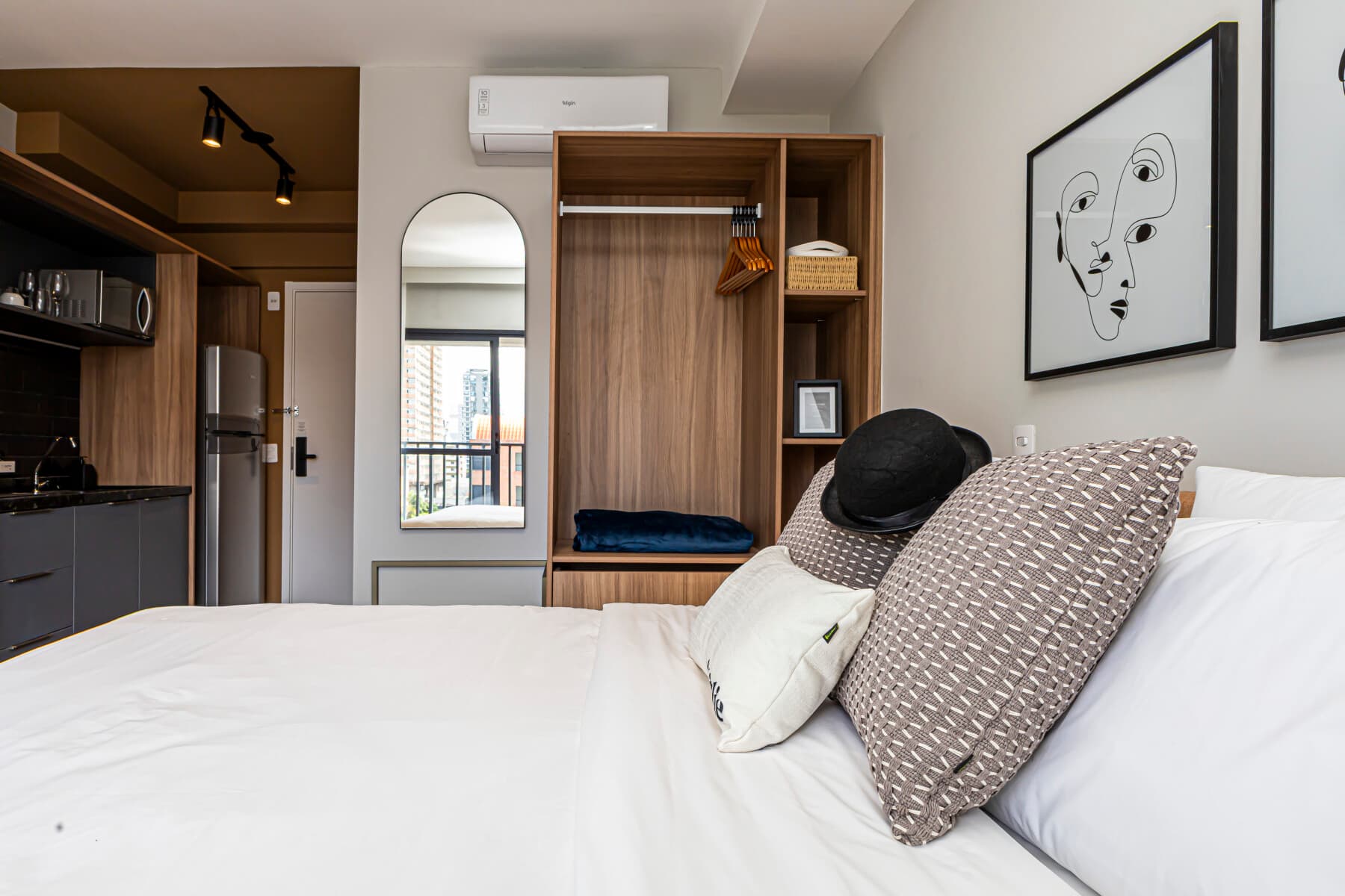 Charlie Librio Vila Mariana